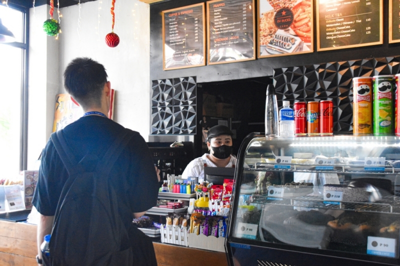 フィリピン留学 Cebu21 - EV Academy-EV Bucks(Cafe)-9